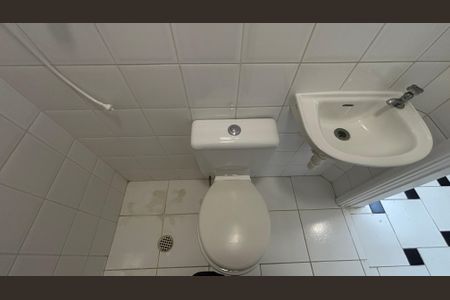 Apartamento para alugar com 140m², 3 quartos e 1 vagaÁrea de Serviço - Banheiro