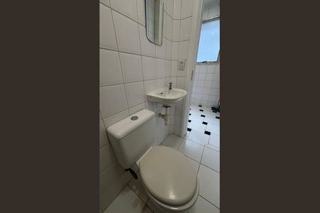 Apartamento para alugar com 140m², 3 quartos e 1 vagaÁrea de Serviço - Banheiro