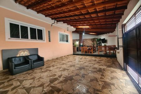 Casa para alugar com 110m², 3 quartos e 2 vagas Casa para alugar com 110m², 3 quartos e 2 vagasGaragem