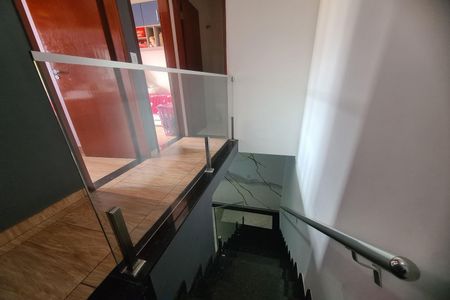 Casa para alugar com 110m², 3 quartos e 2 vagas Casa para alugar com 110m², 3 quartos e 2 vagasescada quartos