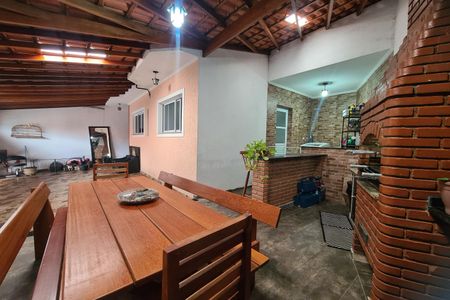 Casa para alugar com 110m², 3 quartos e 2 vagas Casa para alugar com 110m², 3 quartos e 2 vagasÁrea de Serviço e Churrasqueira