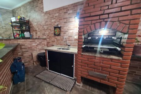 Casa para alugar com 110m², 3 quartos e 2 vagas Casa para alugar com 110m², 3 quartos e 2 vagasÁrea de Serviço e Churrasqueira