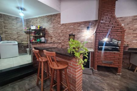 Casa para alugar com 110m², 3 quartos e 2 vagas Casa para alugar com 110m², 3 quartos e 2 vagasÁrea de Serviço e Churrasqueira