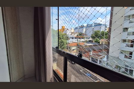 Apartamento à venda com 220m², 4 quartos e 2 vagasVaranda