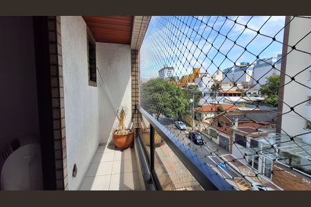 Apartamento à venda com 220m², 4 quartos e 2 vagasVaranda