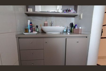 Apartamento à venda com 220m², 4 quartos e 2 vagasBanheiro Suíte 1