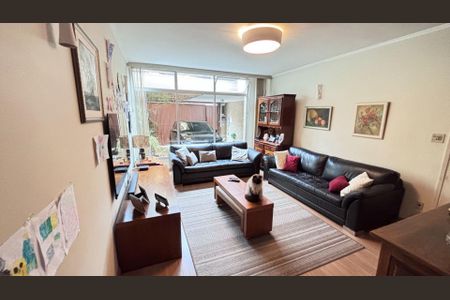 Casa à venda com 4 quartos, 189m² em Vila Clementino, São Paulo