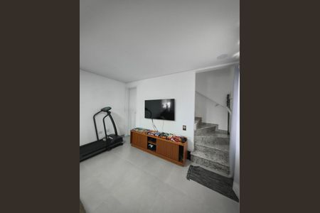 Casa à venda com 3 quartos, 120m² em Centro, Diadema