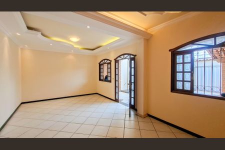 Casa para alugar com 4 quartos, 260m² em União, Belo Horizonte