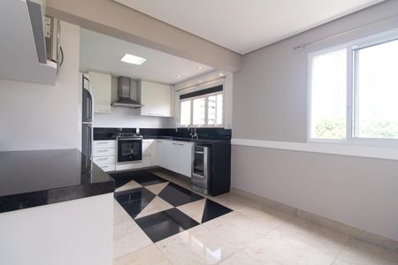 Apartamento para alugar com 240m², 3 quartos e 4 vagasCozinha