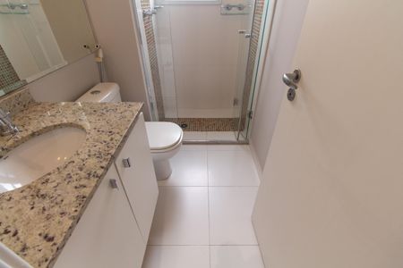 Apartamento para alugar com 240m², 3 quartos e 4 vagasBanheiro