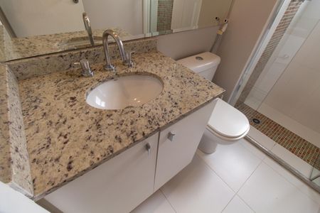 Apartamento para alugar com 240m², 3 quartos e 4 vagasBanheiro