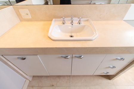 Apartamento para alugar com 240m², 3 quartos e 4 vagasBanheiro da Suíte 2