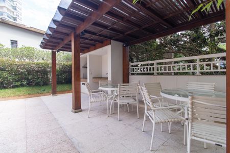 Apartamento para alugar com 240m², 3 quartos e 4 vagasÁrea comum