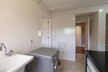 Apartamento para alugar com 240m², 3 quartos e 4 vagasÁrea de Serviço