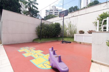 Apartamento para alugar com 240m², 3 quartos e 4 vagasÁrea comum