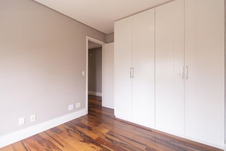 Apartamento para alugar com 240m², 3 quartos e 4 vagasQuarto 2
