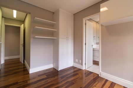 Apartamento para alugar com 240m², 3 quartos e 4 vagasSuíte 1