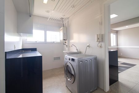 Apartamento para alugar com 240m², 3 quartos e 4 vagasÁrea de Serviço