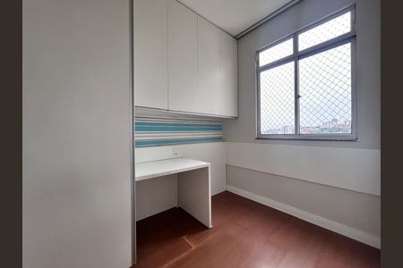 Apartamento à venda com 3 quartos, 80m² em Buritis, Belo Horizonte