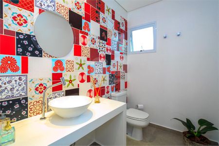 Casa à venda com 4 quartos, 400m² em Granja Julieta, São Paulo