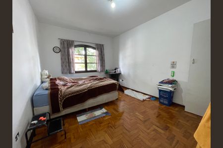 Casa à venda com 147m², 5 quartos e 2 vagasQuarto 3