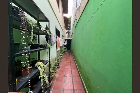 Casa à venda com 147m², 5 quartos e 2 vagasQuintal