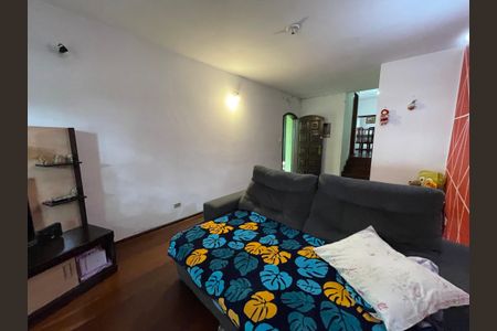 Casa à venda com 147m², 5 quartos e 2 vagasSala