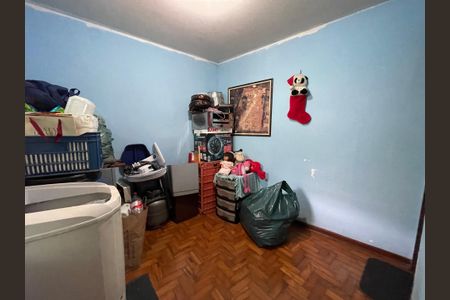 Casa à venda com 147m², 5 quartos e 2 vagasQuarto de Serviço