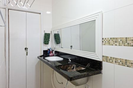 Apartamento para alugar com 36m², 0 quarto e sem vaga Apartamento para alugar com 36m², 0 quarto e sem vagaBanheiro