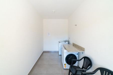 Studio para alugar com 25m², 1 quarto e sem vaga Studio para alugar com 25m², 1 quarto e sem vagaÁrea comum - Lavanderia