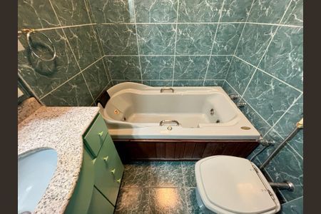 Apartamento para alugar com 70m², 2 quartos e sem vaga Apartamento para alugar com 70m², 2 quartos e sem vagaSuíte - banheiro