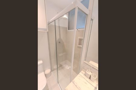 Banheiro de apartamento para alugar com 1 quarto, 45m² em Bela Vista, São Paulo