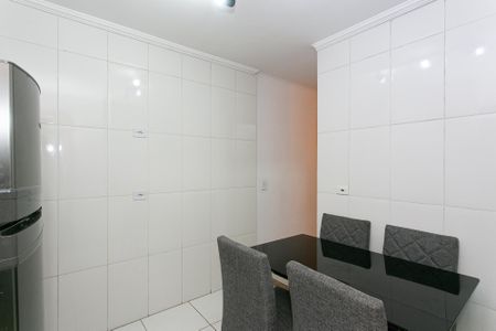 Casa de condomínio para alugar com 55m², 2 quartos e 1 vagaCozinha