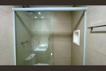 Apartamento para alugar com 60m², 2 quartos e 1 vaga Apartamento para alugar com 60m², 2 quartos e 1 vagaBanheiro da Suíte