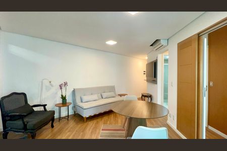 Apartamento para alugar com 60m², 2 quartos e 1 vaga Apartamento para alugar com 60m², 2 quartos e 1 vagaSala