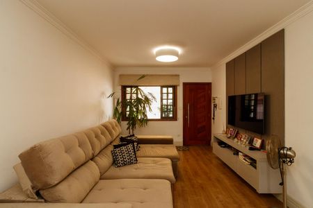 Sala de casa à venda com 3 quartos, 148m² em Vila Nivi, São Paulo