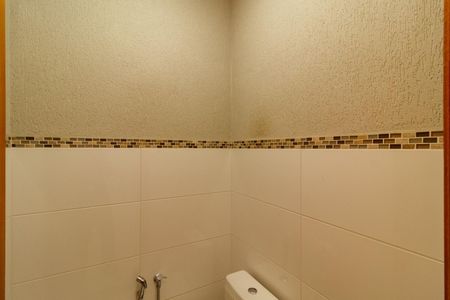 Casa à venda com 148m², 3 quartos e 2 vagas Casa à venda com 148m², 3 quartos e 2 vagasLavabo