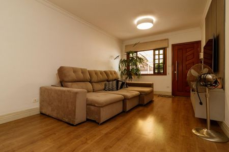 Sala de casa à venda com 3 quartos, 148m² em Vila Nivi, São Paulo