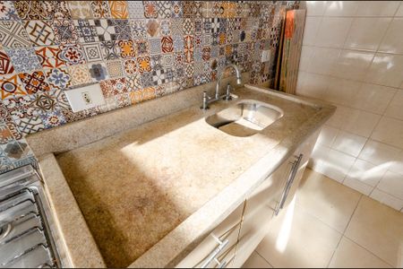 Apartamento para alugar com 55m², 2 quartos e 1 vagaCozinha