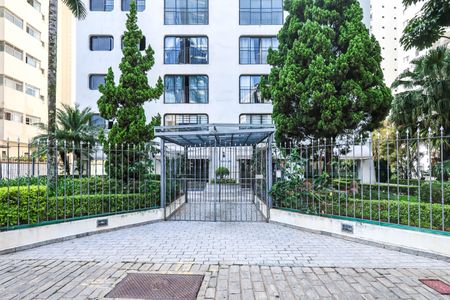 Apartamento à venda com 105m², 3 quartos e 2 vagas Apartamento à venda com 105m², 3 quartos e 2 vagasFachada