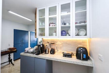 Apartamento à venda com 105m², 3 quartos e 2 vagas Apartamento à venda com 105m², 3 quartos e 2 vagasCozinha