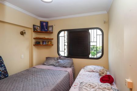 Apartamento à venda com 105m², 3 quartos e 2 vagas Apartamento à venda com 105m², 3 quartos e 2 vagasQuarto 2