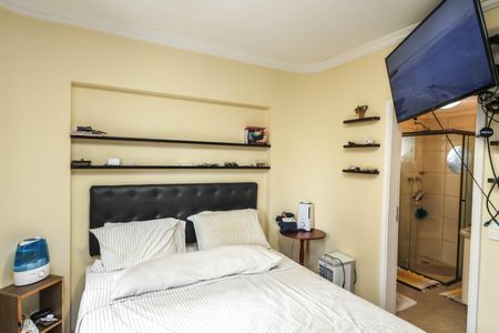 Apartamento à venda com 105m², 3 quartos e 2 vagas Apartamento à venda com 105m², 3 quartos e 2 vagasQuarto 1 - Suíte
