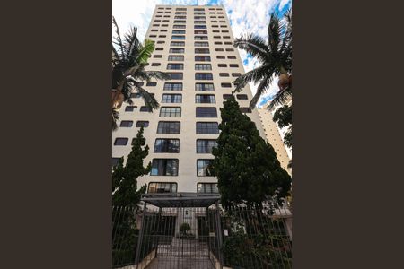 Apartamento à venda com 105m², 3 quartos e 2 vagas Apartamento à venda com 105m², 3 quartos e 2 vagasFachada