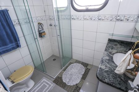 Apartamento à venda com 105m², 3 quartos e 2 vagas Apartamento à venda com 105m², 3 quartos e 2 vagasBanheiro Social