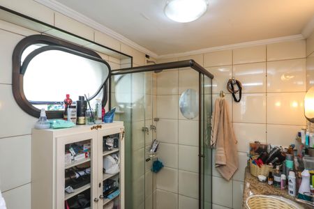 Apartamento à venda com 105m², 3 quartos e 2 vagas Apartamento à venda com 105m², 3 quartos e 2 vagasQuarto 1 - Suíte