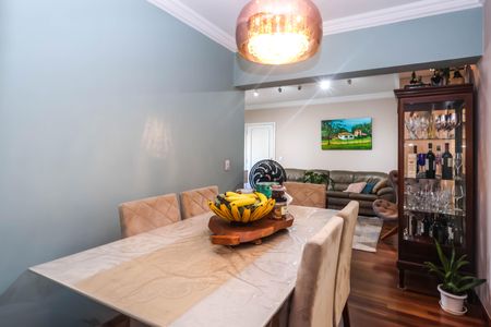 Apartamento à venda com 105m², 3 quartos e 2 vagas Apartamento à venda com 105m², 3 quartos e 2 vagasSala de Jantar