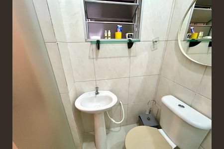 Casa para alugar com 60m², 1 quarto e 1 vagaBanheiro 