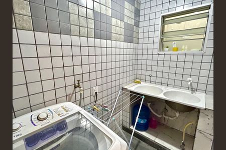 Casa para alugar com 60m², 1 quarto e 1 vagaÁrea de Serviço